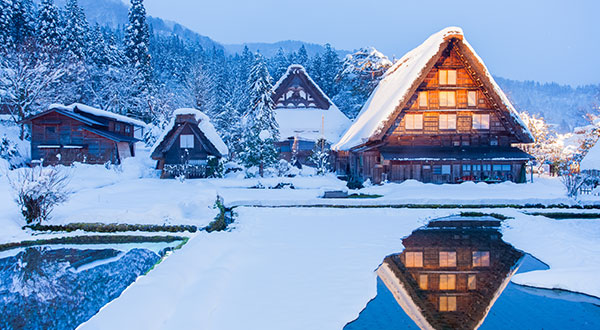 Shirakawago - Japan’s Most Spectacular Views