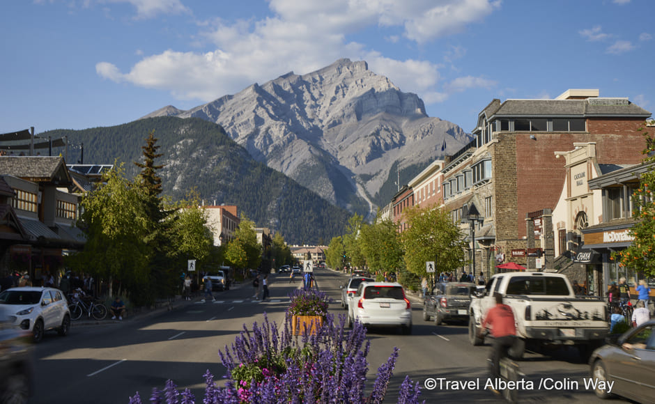 夏のカナディアンロッキー紀行３泊４日（5-10月）＜ブリュースターマウンテン☆朝食付き☆＞