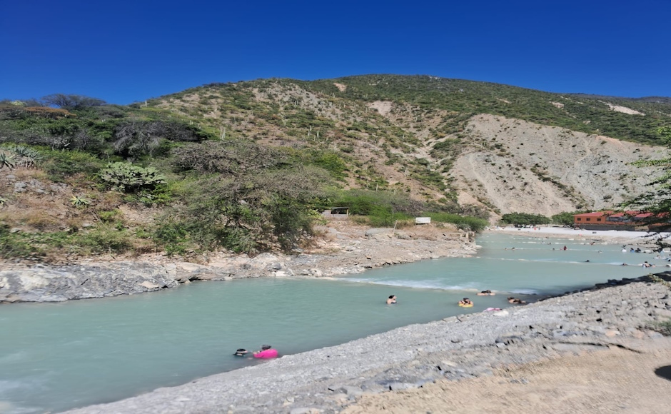 【神秘の洞窟】秘境トラントンゴ温泉 (英語ガイド) 【神秘の洞窟】秘境トラントンゴ温泉 (英語ガイド)