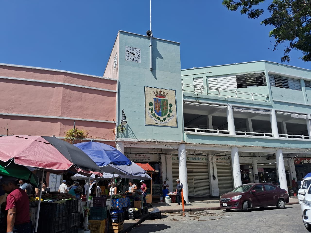 【 メリダ発 】ここでしか味わえない！ローカル市場散策 (日本語ガイド)