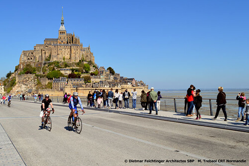 フランス・パリ＆モンサンミッシェル（出発曜日限定）３日間　デラックスクラス