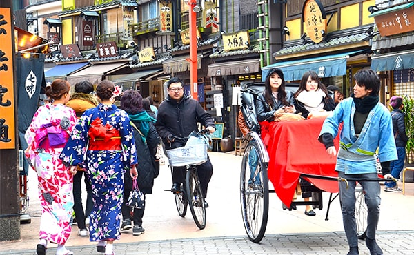 Tokyo's #1 Family Food Tour in Asakusa, Half-Day Walking Tour