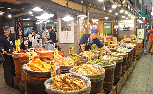 Kyoto Market with 7-Course Lunch, Half-Day Walking Tour