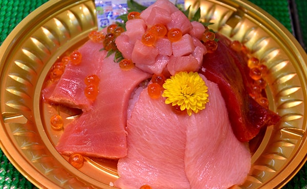 Classic Tsukiji Breakfast Food Tour, Half-Day Walking Tour